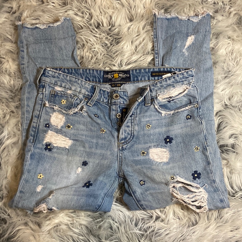 Lucky brand floral, embroidered distressed, sienna slim boyfriend jeans sz 0